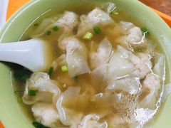 -张阿三馄饨店