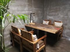 -HIGH FIVE哈福手工汉堡(桂林路店)