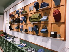 -M Stand(南京新街口金鹰店)