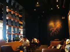 -星巴克(洛阳中州路王府井店)