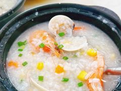 -覃记海鲜美食餐厅