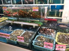 水产区-鑫悦楼煎蟹·16年海鲜大排档