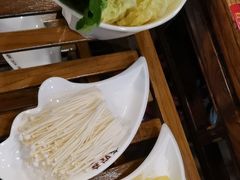 -亮欢寨酸汤鱼(沙冲路店)