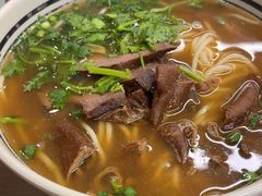 -小马牛肉面·牛骨熬制(南京博物院店)