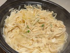 -佬麻雀·剁椒鱼头(京基KK One店)