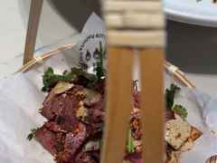-渔语鱼酸菜鱼新川菜(来福士店)