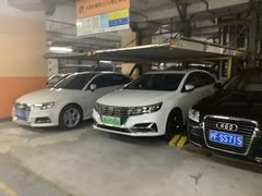 -环球港-停车场