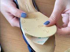 -爱革·洗衣改衣·洗鞋修鞋·洗包修包·奢侈品护理(宝地广场店)