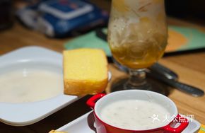 Pork Belly Mango Sago Dessert