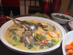 -梁·日益森烧鸡公(紫云山庄店)