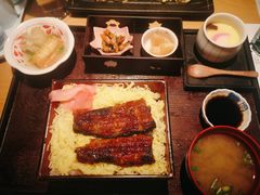 蒲烧鳗鱼定食-味太助·银饭食堂(中华城店)
