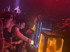 -TOP LIV Night Club 酒吧