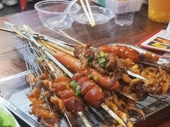 -老街烧烤(华中农业大学梧桐路步行街店)