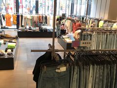 -URBAN REVIVO(深圳华润万象天地店)