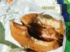 -麦当劳(中山公园龙之梦店)