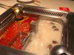 -海底捞火锅鲜切牛肉主题店(长寿路店)
