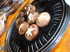 烤香菇-唯成•韩国炭火烤肉 유성고기