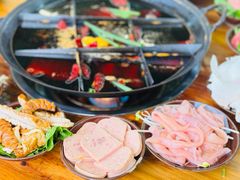 -正南齊北重庆老火锅(光华村直营店)