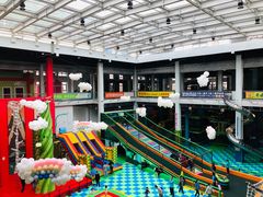 -蒙特利亲子乐园