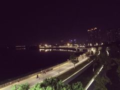 -南京眼步行桥