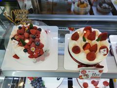 -花花卷卷·鲜食蛋糕(静安久光百货店)