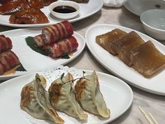 韭菜煎饺-香港百合居(LCM置汇旭辉广场店)