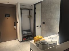 -成都锦华万达琉璃场亚朵酒店