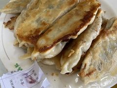 -青岛锅贴(洛阳路分店)