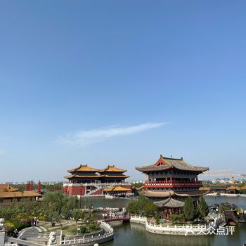 不建议一起买，我们是11点进园