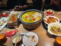 -山城外·非遗酸菜鱼(蜀都万达店)