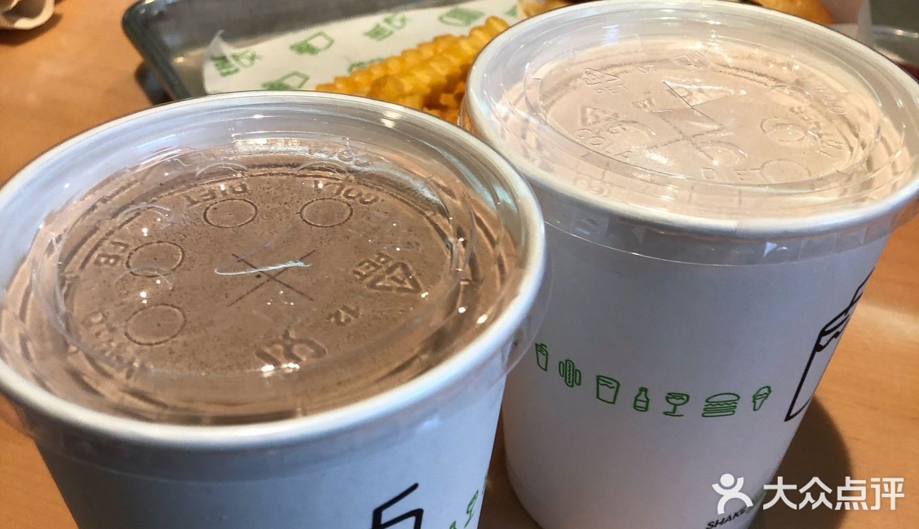 shake shack真不便宜可还想去啊喂
