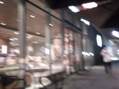 大堂-星巴克(广州百信广场东区店)