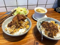 -红猪卤肉饭(大西洋美食城店)