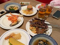 -咖啡苑自助餐厅·中国大饭店