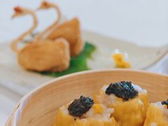 黑松露干蒸烧麦-白天鹅宾馆-宏图府餐厅