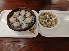 -汪一挑馄饨(老街店)