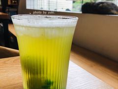 梅子绿茶-旧屋咖啡(海景店)