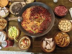-黄潇洒老火锅(九眼桥宏济巷店)