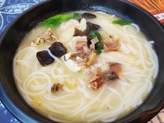 -桥香园云南过桥米线(金马碧鸡店)