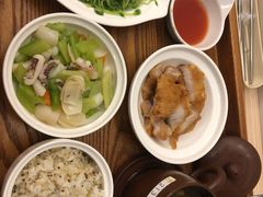 -雪梅月子中心(华侨城店)