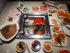 -海底捞火锅鲜切牛肉主题店(长寿路店)