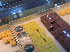 -酥大興·新国潮糕点配茶饮(龙岗万达黑金店)
