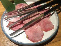 上等牛舌-炼火烤肉店