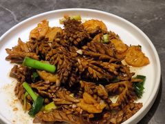 -闫府私房菜·老字号(恒隆店)