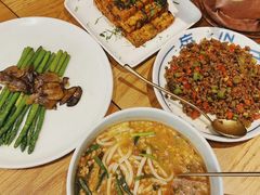 -一坐一忘云南菜(嘉里中心店)