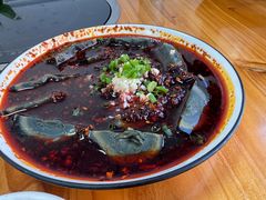 -苗侗地道红酸.酸汤鱼·酸汤牛肉