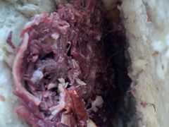 腊牛肉夹馍-杨天玉腊牛羊肉店