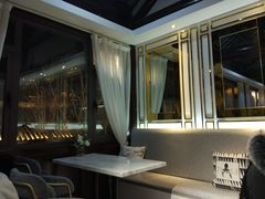 -芳草地西式融合餐厅(回龙窝店)