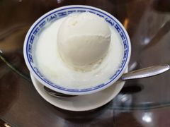 双皮奶加雪糕-仁信老铺甜品(北京路店)