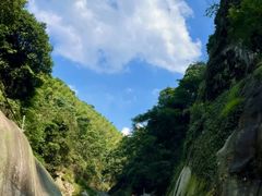 -平江沱龙峡漂流